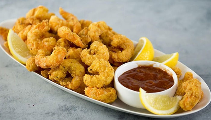 طرز تهیه میگو سوخاری با سس مخصوص